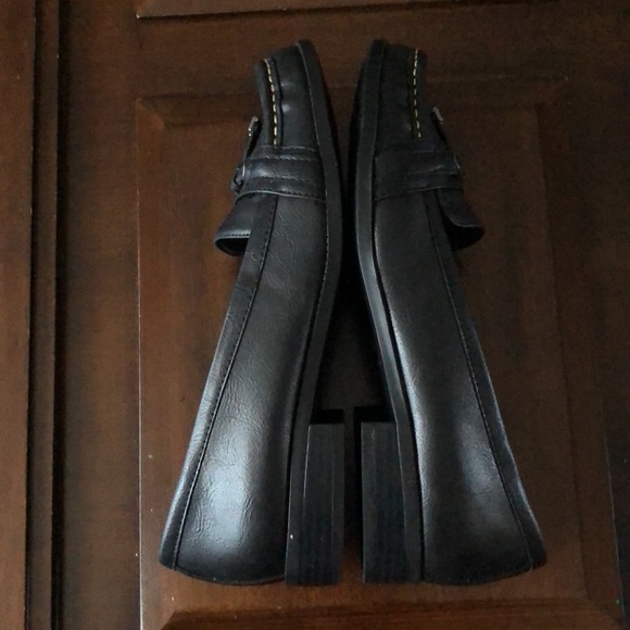 Womens size 8.5 M Life Stride Soft System Karma black loafers - Picture 5 of 9